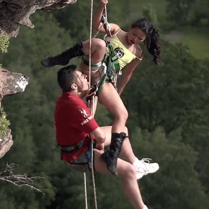 Extreme Fucking While Hanging In The Air 